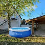 Apartment Lotusz Medencevel