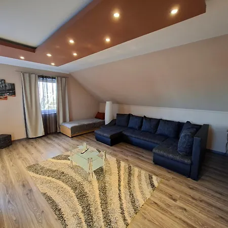 Appartement Lotusz Medencevel